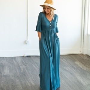 Large Button Maxi Dress Bump/Nursing friendly NWT